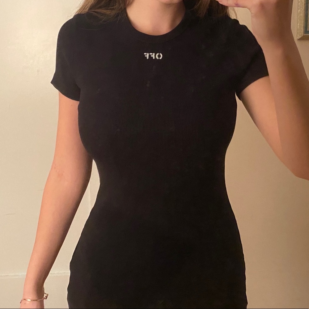 Off white tshirt - Picture 3 of 3